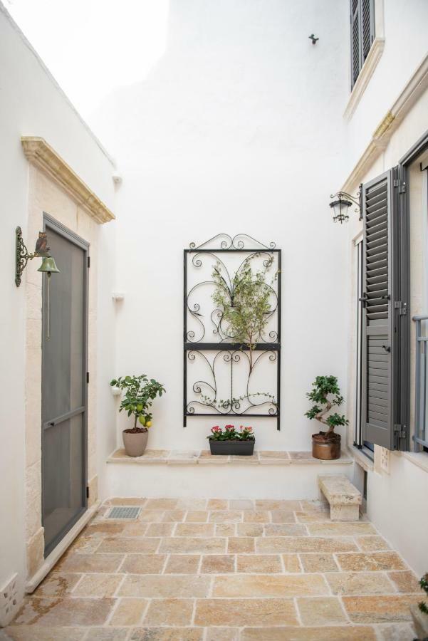 הוילה מרטינה פרנקה Relais L'Antico Pozzo מראה חיצוני תמונה