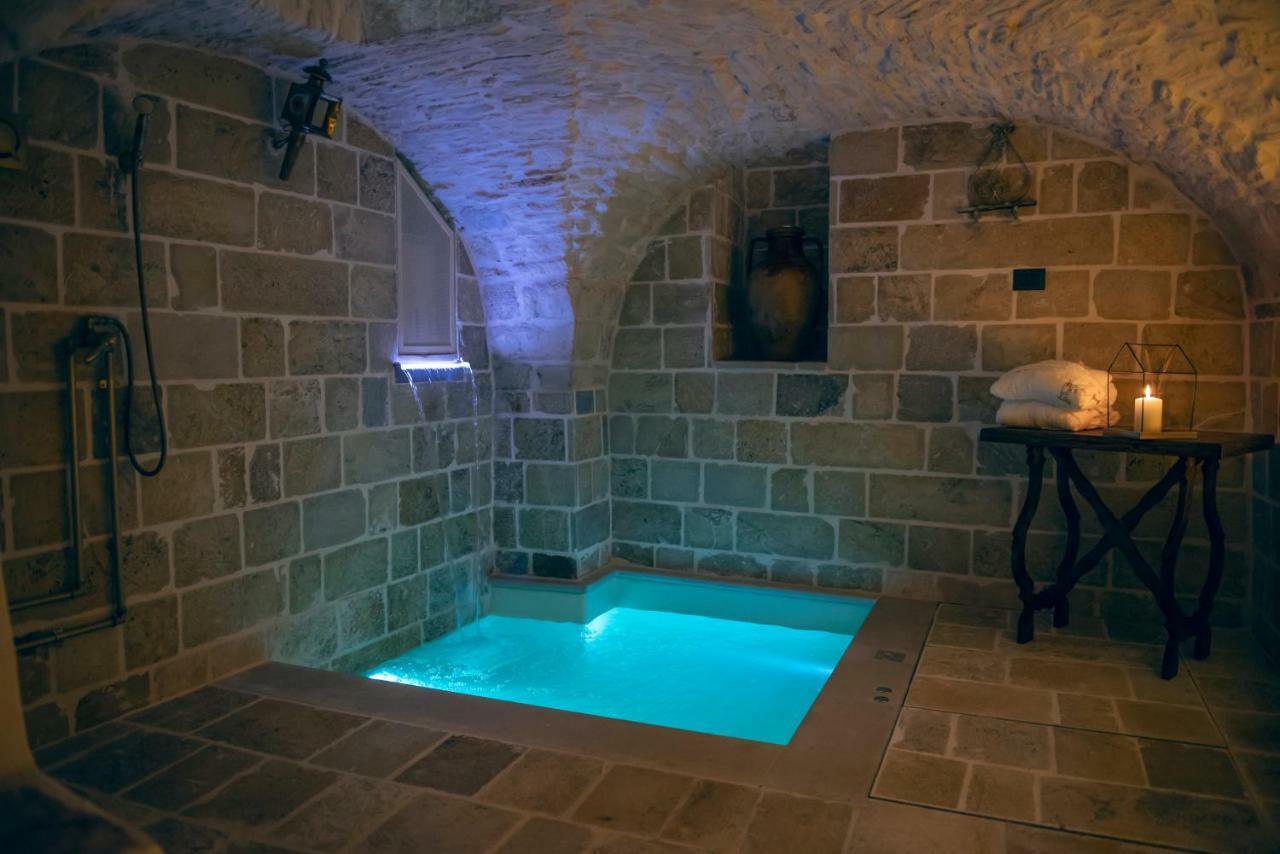 הוילה מרטינה פרנקה Relais L'Antico Pozzo מראה חיצוני תמונה