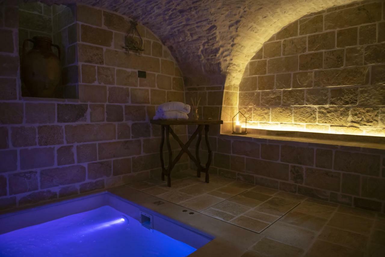 הוילה מרטינה פרנקה Relais L'Antico Pozzo מראה חיצוני תמונה