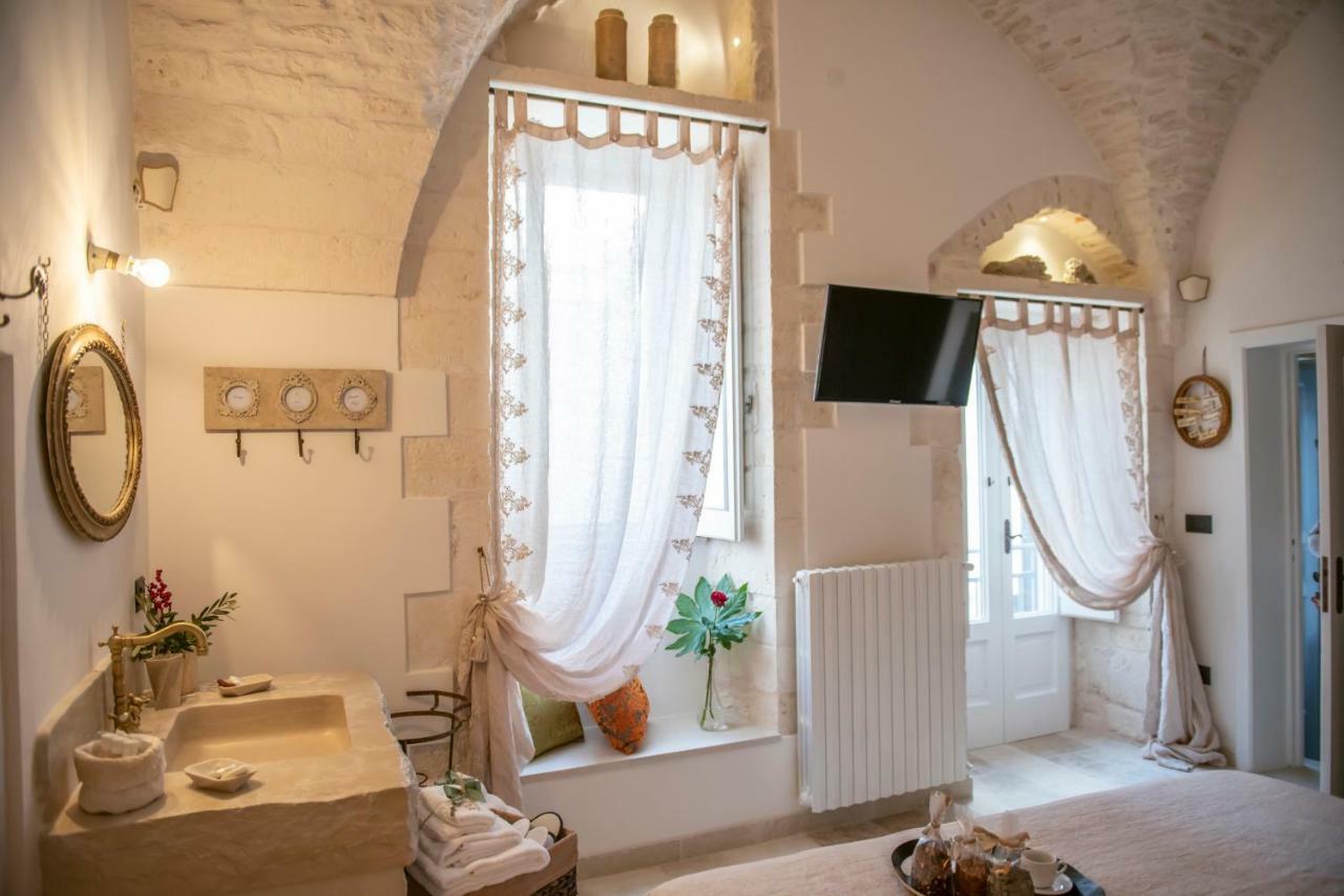 הוילה מרטינה פרנקה Relais L'Antico Pozzo מראה חיצוני תמונה